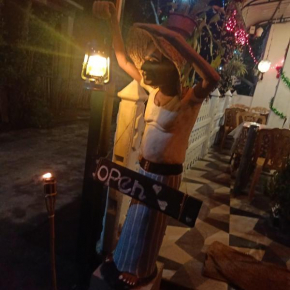 Seven Sea Geust House & Resturant